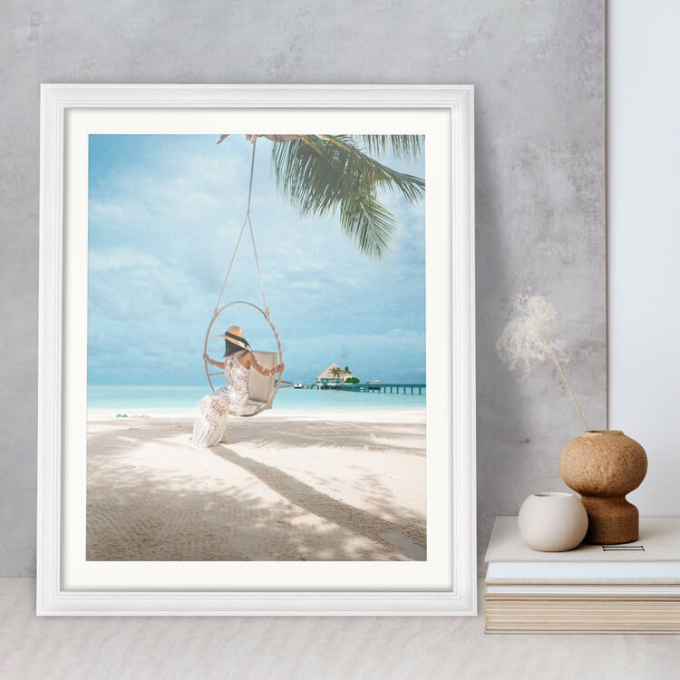 classic-achromatic-photo-frames-2